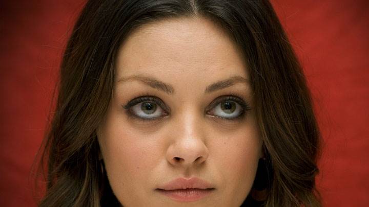 Mila Kunis Cute Eyes Sweet Face Closeup And Red Background